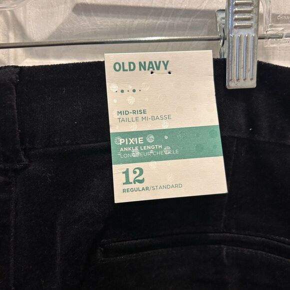 Old Navy Women's Black Mid-Rise Regular Fit Pixie Velvet‎ Ankle Pants SZ 12 NWT - Picture 7 of 8